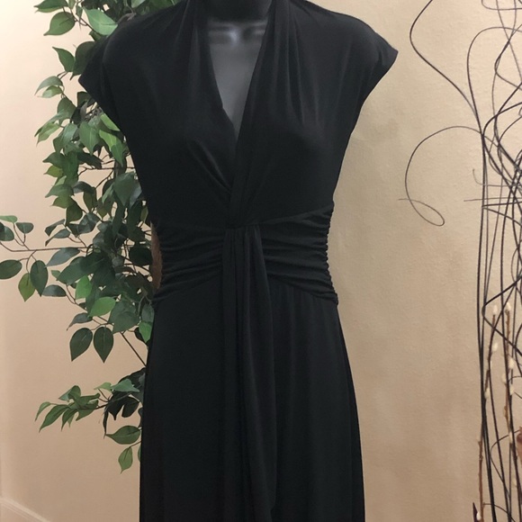 Max & Cleo Sexy Black Straight Dress. Preowned - Picture 3 of 7